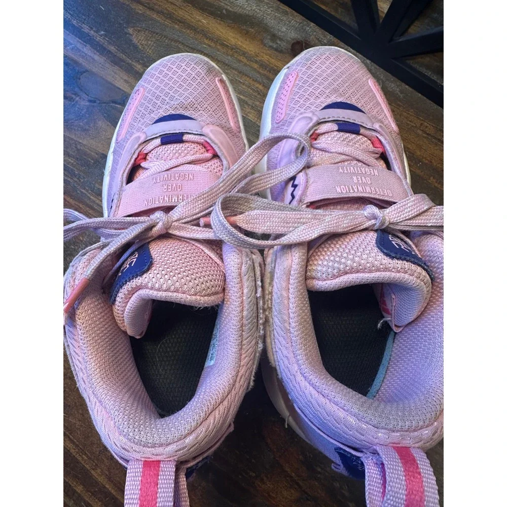 Adidas‎ Donovan Mitchell DON Issue 3 Pink  Kids Basketball Shoes Girls Size 3